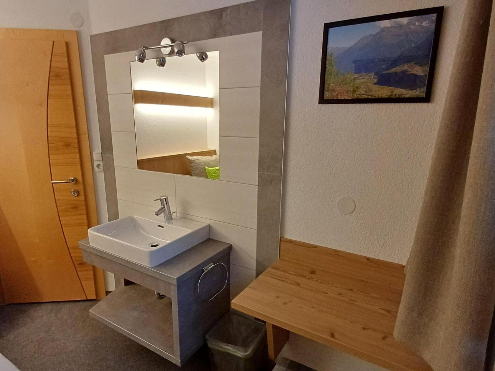 Modern Apartment In Langenfeld Near Ski Area מראה חיצוני תמונה