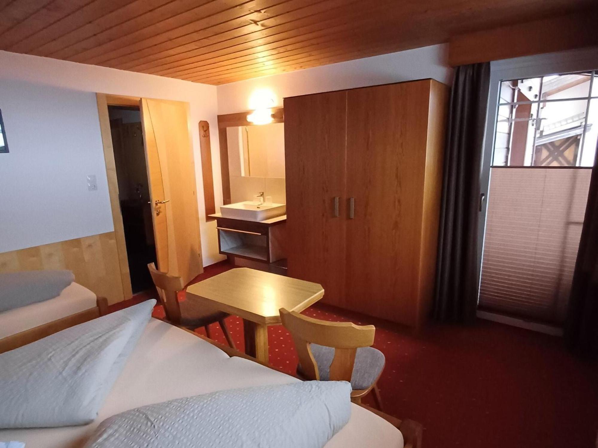 Modern Apartment In Langenfeld Near Ski Area מראה חיצוני תמונה